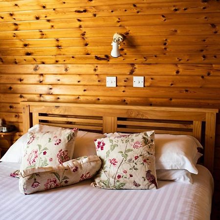 Half Door Cottage Дулин Екстериор снимка
